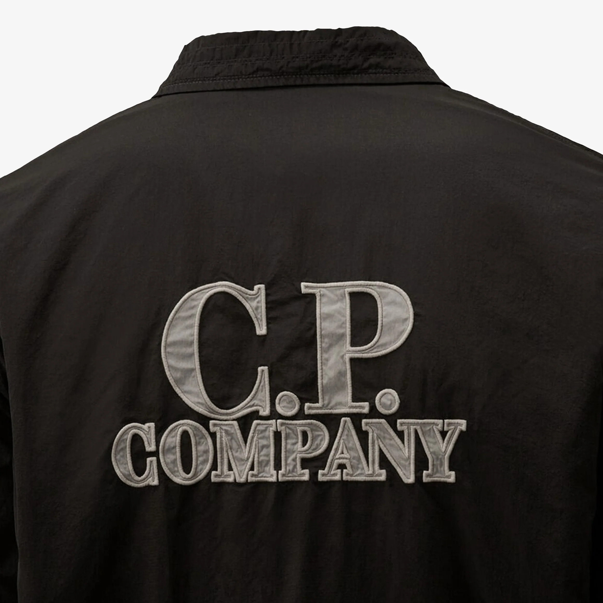 Chrome R Graphic Zipped Overshirt Black - Image 2
